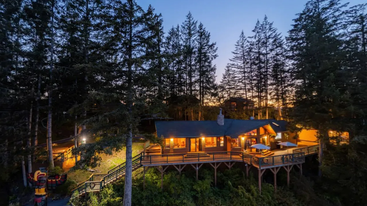 Opening view of the Steep Island Lodge 360 tour